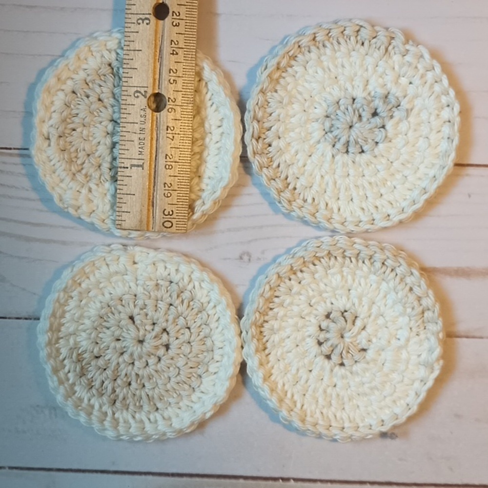 Handmade Cotton Facial Rounds - Picture 4 of 4